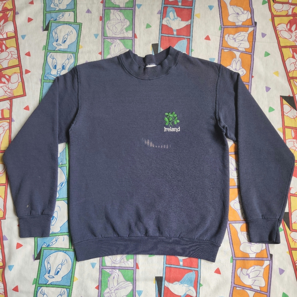 Vintage Ireland Clover Patch Crewneck Sweatshirt